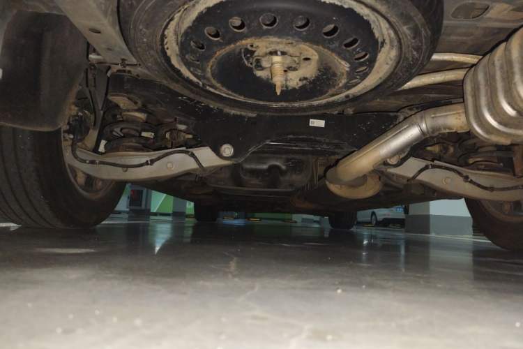 Used Buick GL8 2017 ES 28T Comfort Model China V Standard Chassis Rear
