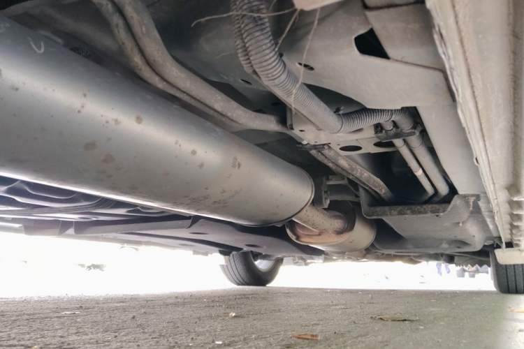 Used Buick GL8 2017 ES 28T Premium Version China V Standard Chassis Rear Right