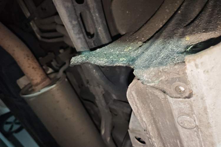 Used Buick GL8 2017 ES 28T Flagship Model China V Standard Chassis Rear Right