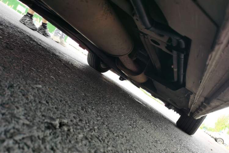Used Buick GL8 2017 ES 28T Flagship Model China V Standard Chassis Rear Right