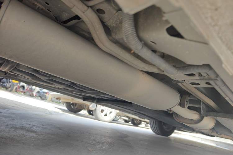 Used Buick GL8 2017 ES 28T Luxury Model China V Standard Chassis Rear Right
