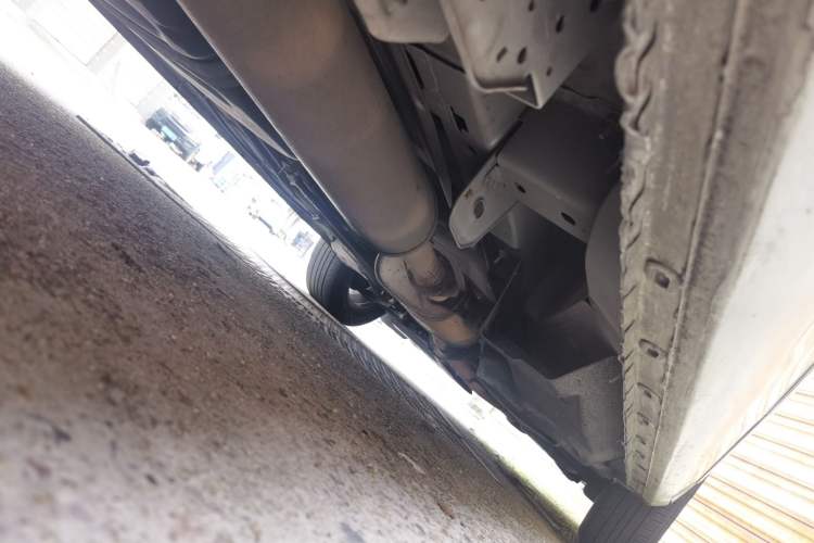 Used Buick GL8 2017 25S Prestige Version China V Standard Chassis Rear Right