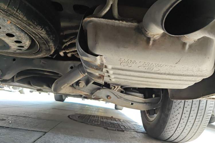 Used Buick GL8 2017 ES 28T Premium Version China V Standard Chassis Rear