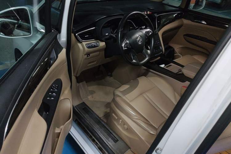 Used Buick GL8 2017 ES 28T Premium Version China V Standard Driver Seat