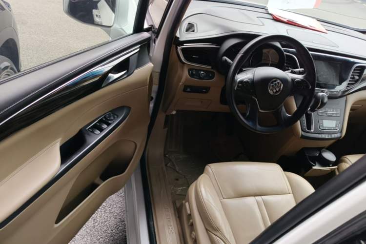 Used Buick GL8 2017 ES 28T Premium Version China V Standard Driver Seat