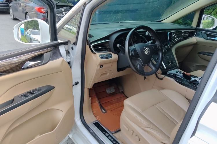 Used Buick GL8 2017 ES 28T Premium Version China V Standard Driver Seat