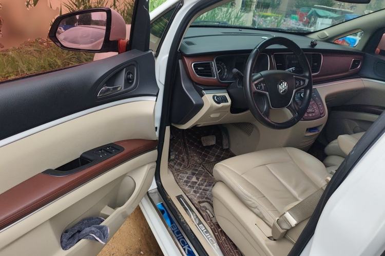 Used Buick GL8 2017 25S Prestige Version China V Standard Driver Seat