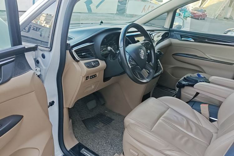 Used Buick GL8 2017 ES 28T Flagship Model China V Standard Driver Seat