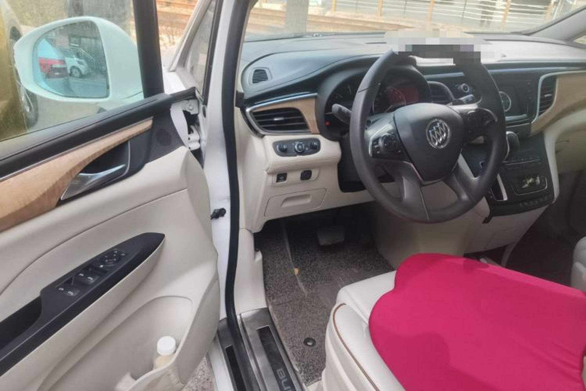 Used Buick GL8 2017 ES 28T Comfort Model China V Standard Driver Seat