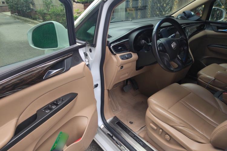 Used Buick GL8 2017 ES 28T Premium Version China V Standard Driver Seat