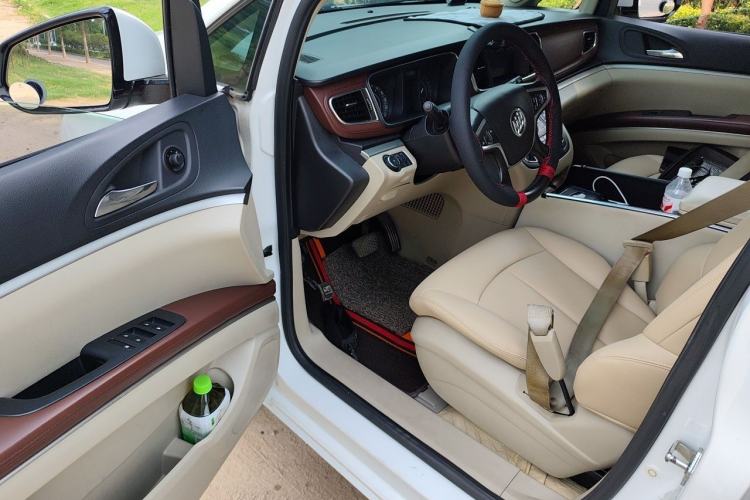 Used Buick GL8 2017 25S Comfort Version China V Standard Driver Seat