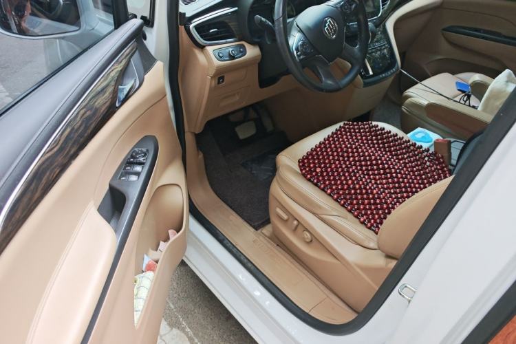 Used Buick GL8 2017 ES 28T Luxury Model China V Standard Driver Seat