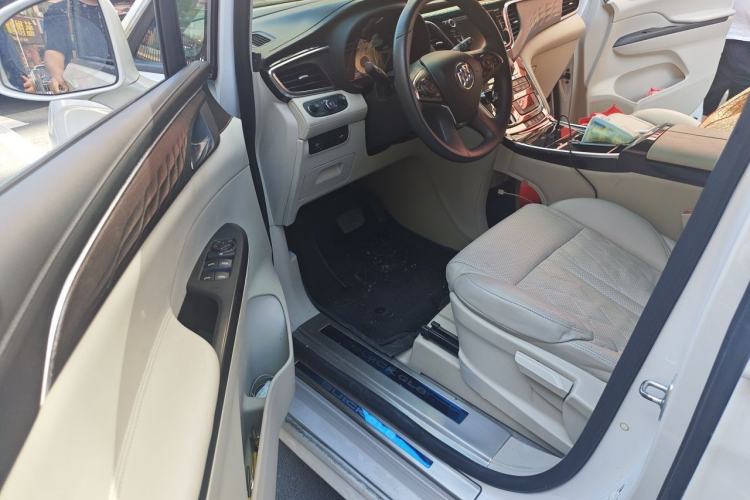 Used Buick GL8 2017 ES 28T Comfort Model China V Standard Driver Seat