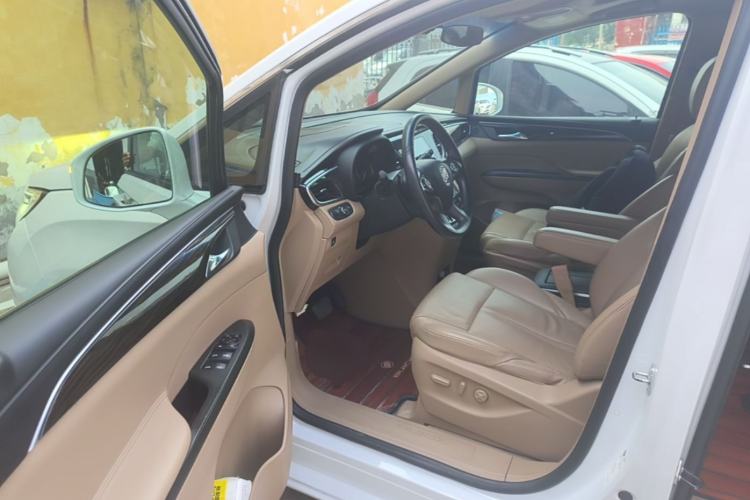 Used Buick GL8 2017 ES 28T Premium Version China V Standard Driver Seat