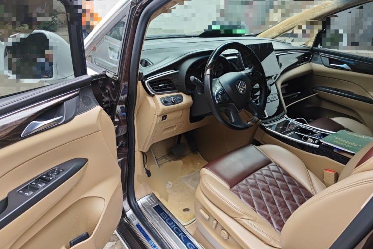 Used Buick GL8 2017 ES 28T Luxury Model China V Standard Driver Seat
