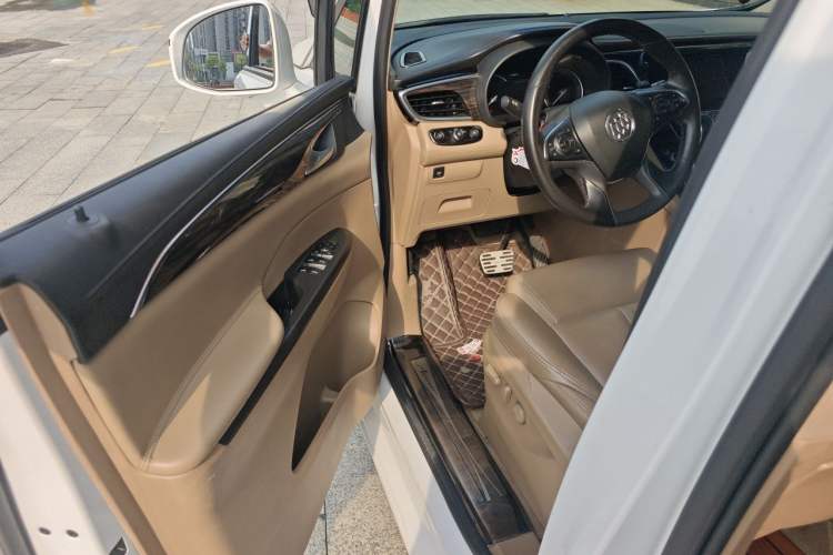 Used Buick GL8 2017 ES 28T Luxury Model China V Standard Driver Seat