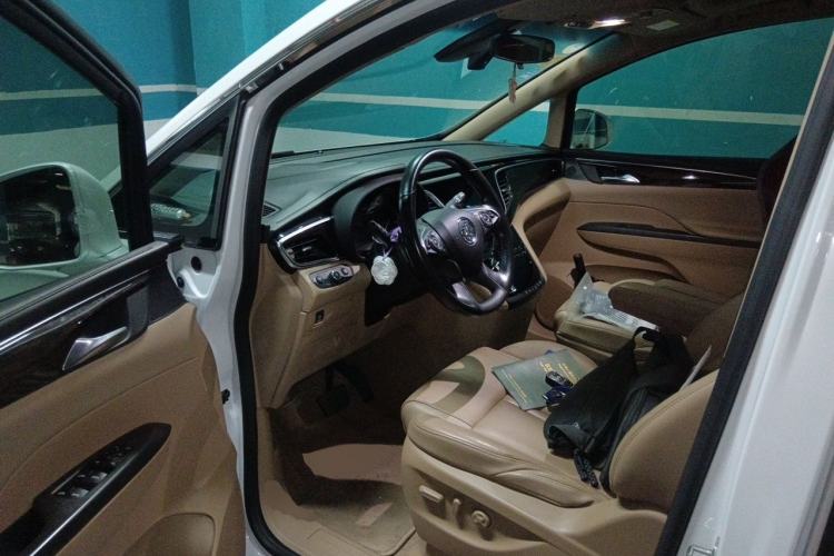 Used Buick GL8 2017 ES 28T Luxury Model China V Standard Driver Seat