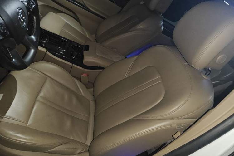 Used Buick GL8 2017 ES 28T Premium Version China V Standard Driver Seat