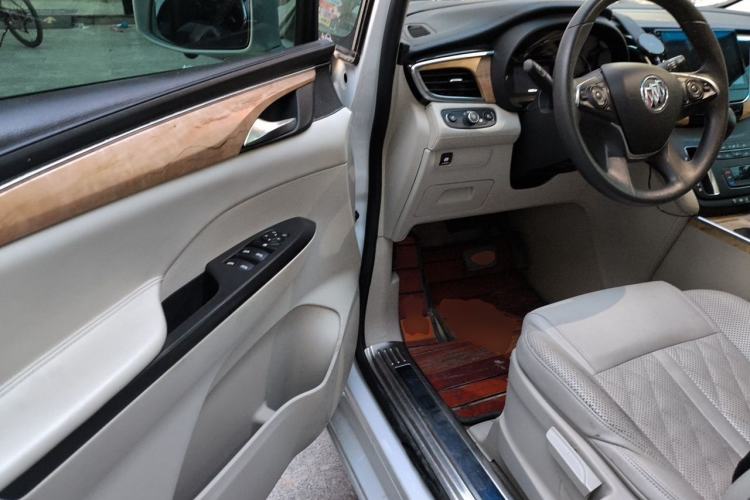 Used Buick GL8 2017 ES 28T Comfort Model China V Standard Driver Seat