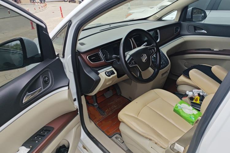 Used Buick GL8 2017 25S Comfort Version China V Standard Driver Seat