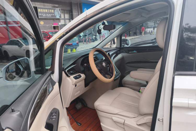 Used Buick GL8 2017 ES 28T Comfort Model China V Standard Driver Seat