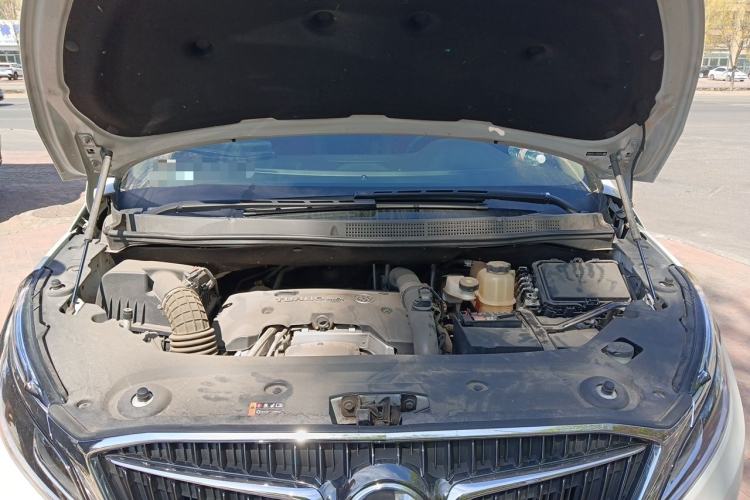Used Buick GL8 2017 ES 28T Luxury Model China V Standard Engine Bay