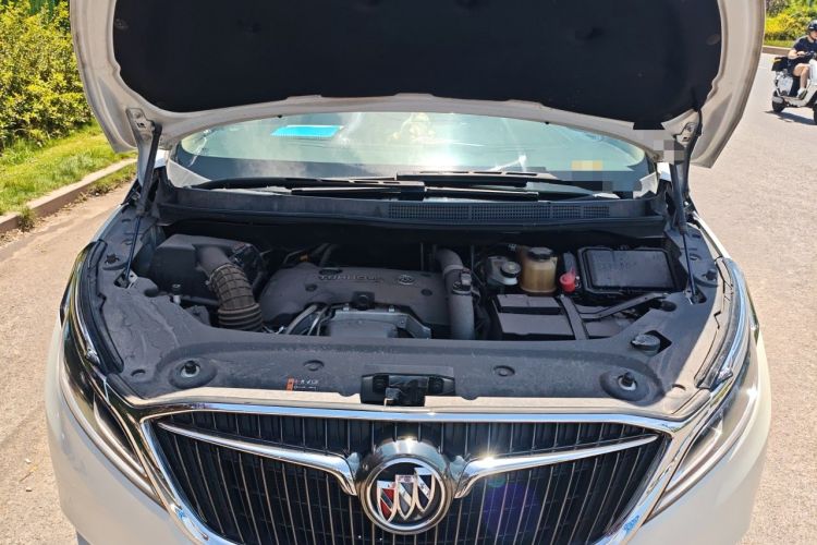 Used Buick GL8 2017 ES 28T Luxury Model China V Standard Engine Bay