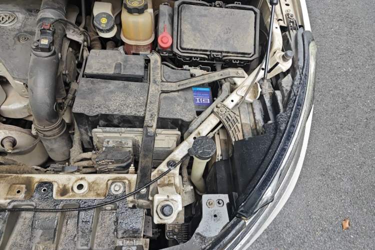 Used Buick GL8 2017 ES 28T Premium Version China V Standard Engine Bay Left