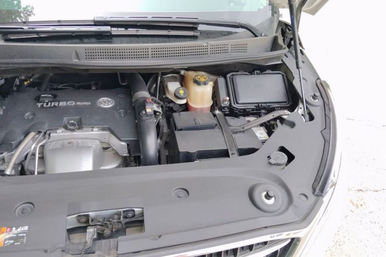 Used Buick GL8 2017 ES 28T Premium Version China V Standard Engine Bay Left