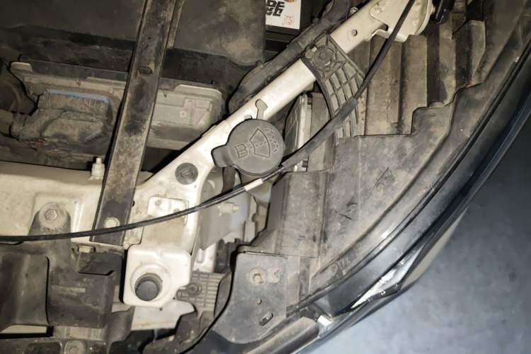 Used Buick GL8 2017 ES 28T Premium Version China V Standard Engine Bay Left
