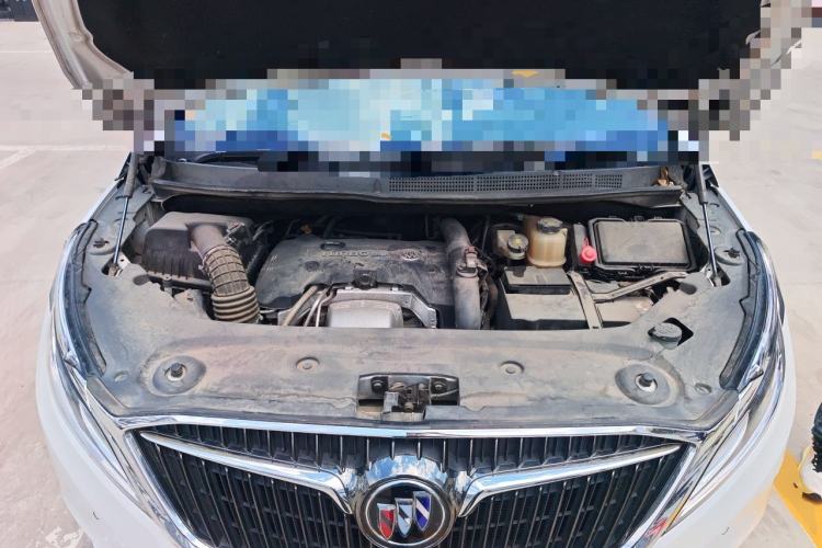 Used Buick GL8 2017 ES 28T Flagship Model China V Standard Engine Bay