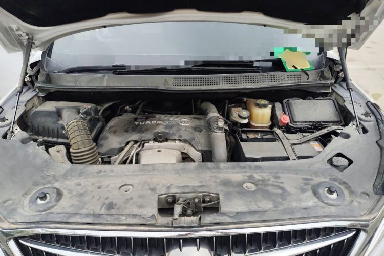 Used Buick GL8 2017 ES 28T Luxury Model China V Standard Engine Bay