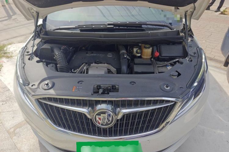 Used Buick GL8 2017 ES 28T Luxury Model China V Standard Engine Bay