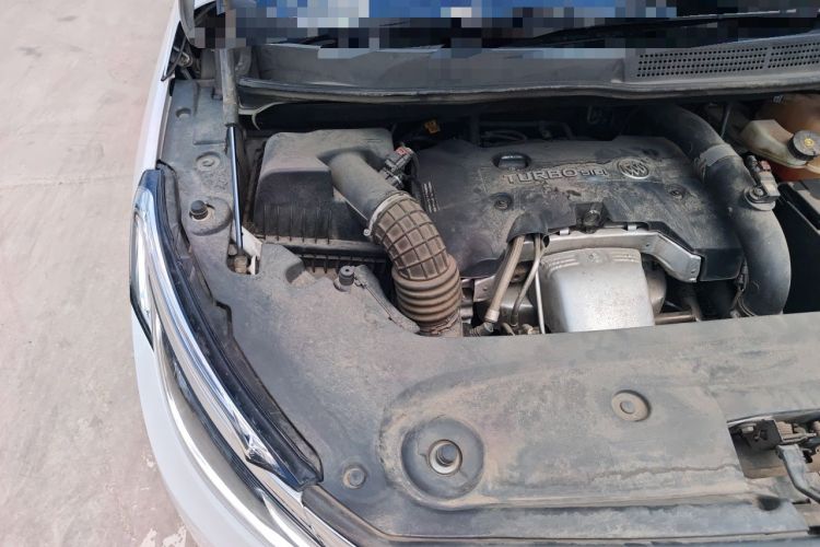 Used Buick GL8 2017 ES 28T Flagship Model China V Standard Engine Bay Right