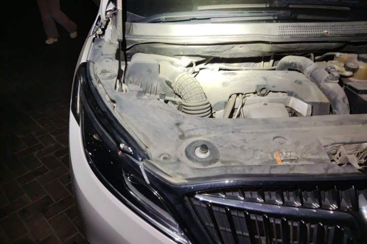 Used Buick GL8 2017 ES 28T Luxury Model China V Standard Engine Bay Right