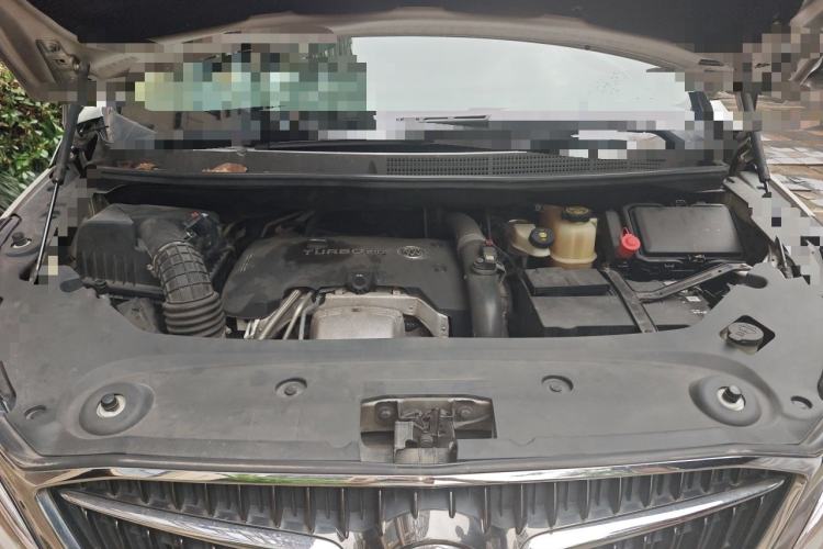 Used Buick GL8 2017 ES 28T Luxury Model China V Standard Engine Bay