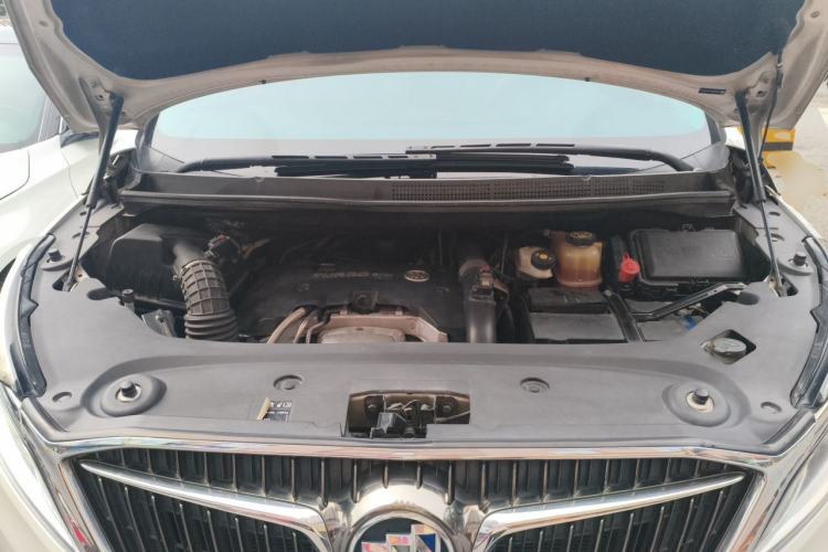 Used Buick GL8 2017 ES 28T Comfort Model China V Standard Engine Bay