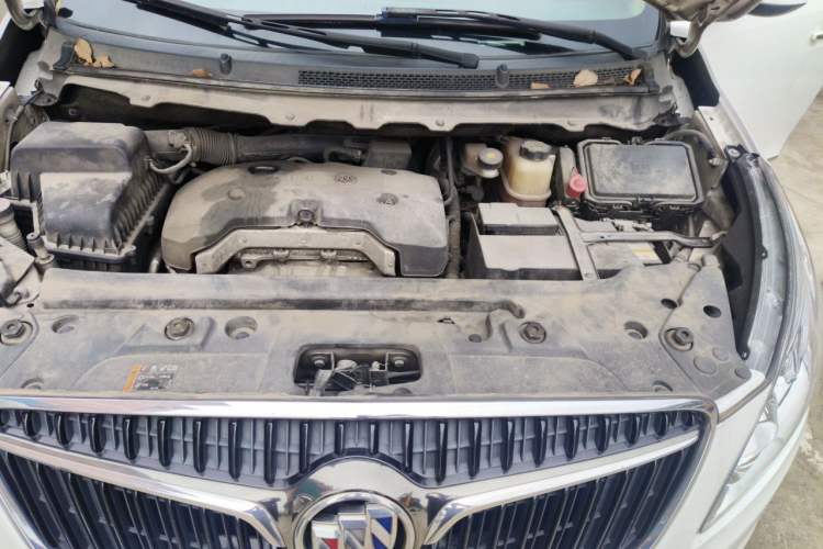 Used Buick GL8 2017 25S Prestige Version China V Standard Engine Bay