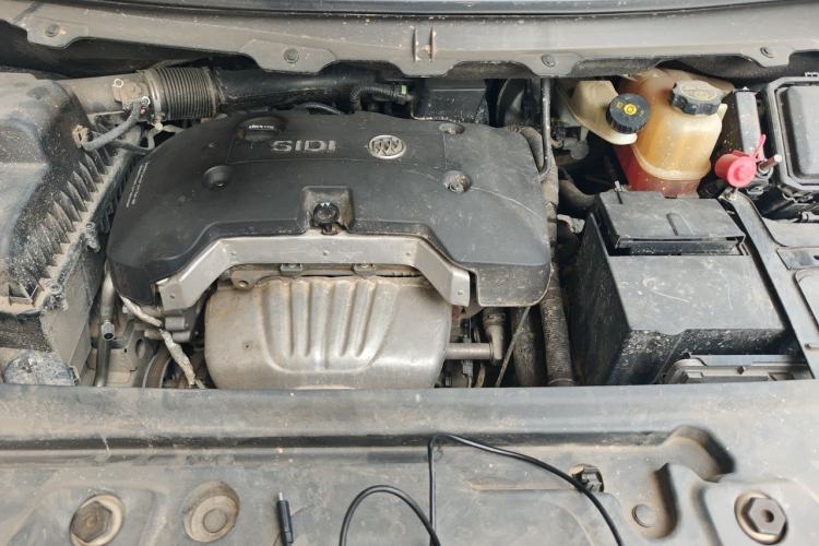 Used Buick GL8 2017 25S Comfort Version China V Standard Engine Bay