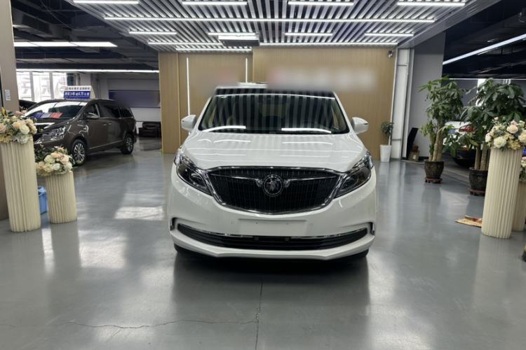 Used Buick GL8 2017 ES 28T Flagship Model China V Standard Exterior 2