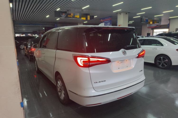 Used Buick GL8 2017 ES 28T Comfort Model China V Standard Exterior 2