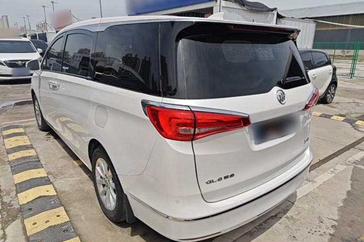 Used Buick GL8 2017 ES 28T Comfort Model China V Standard Exterior 2