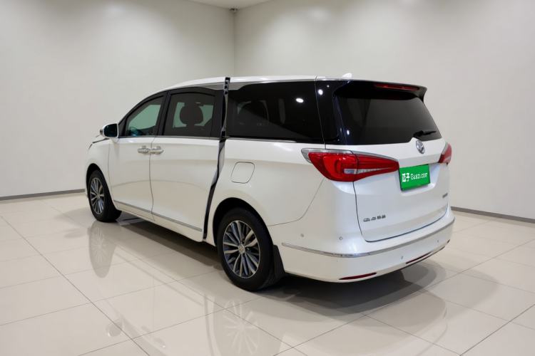 Used Buick GL8 2017 ES 28T Flagship Model China V Standard Exterior 3