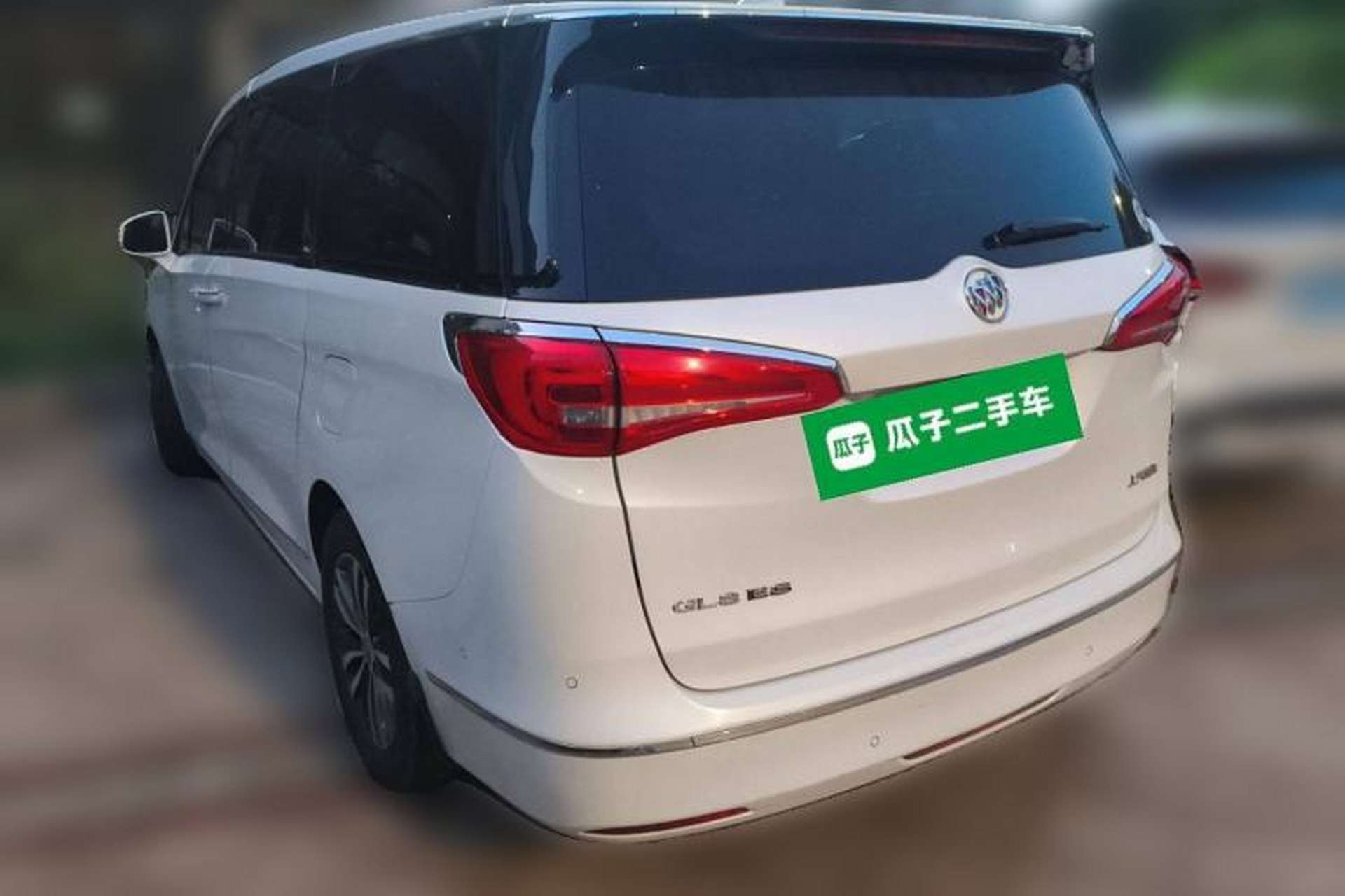Used Buick GL8 2017 ES 28T Flagship Model China V Standard Exterior 3