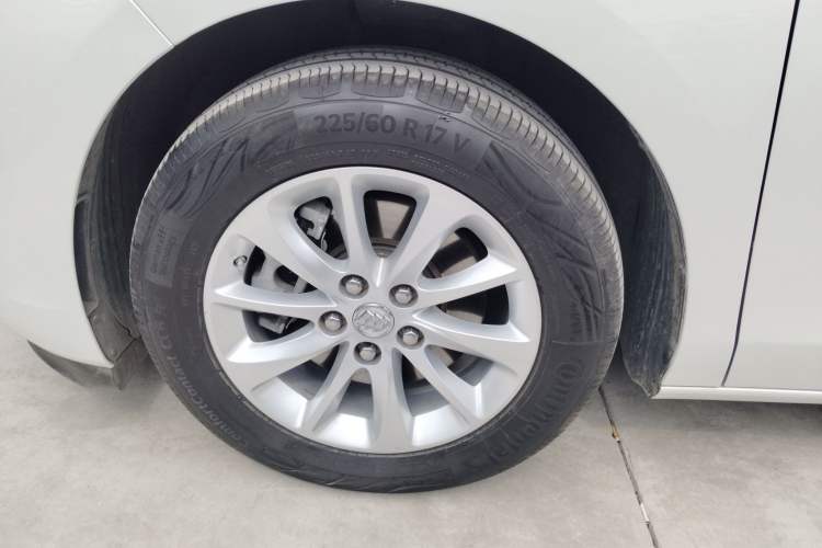 Used Buick GL8 2017 ES 28T Premium Version China V Standard Exterior 4