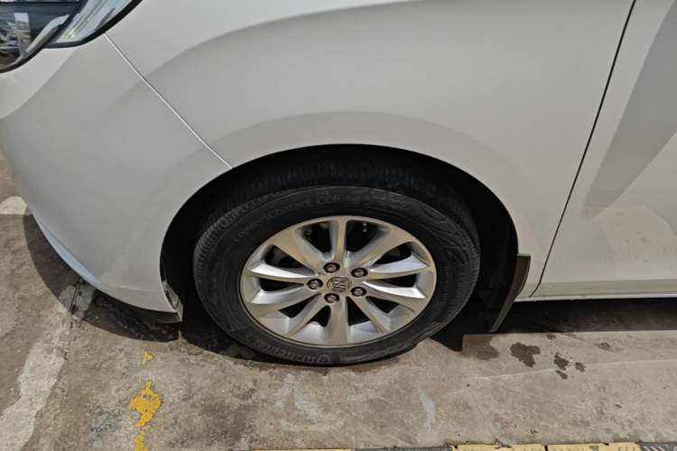 Used Buick GL8 2017 ES 28T Comfort Model China V Standard Exterior 4