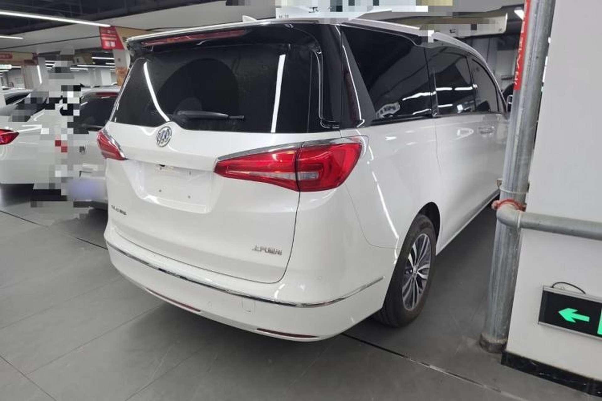Used Buick GL8 2017 ES 28T Luxury Model China V Standard Exterior 5
