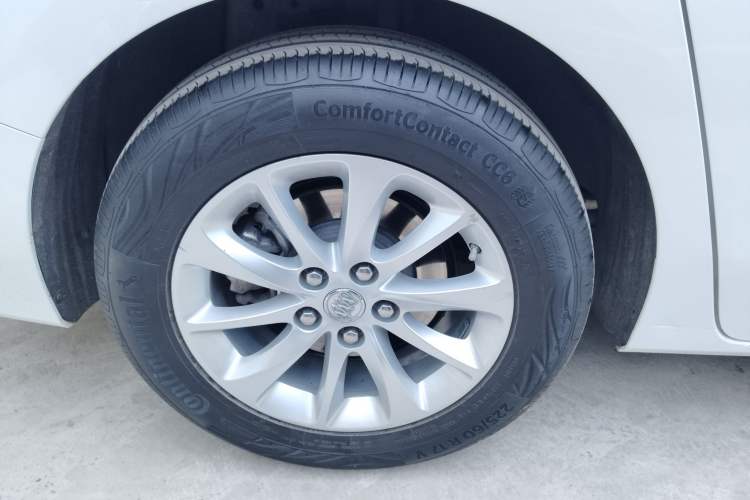 Used Buick GL8 2017 ES 28T Premium Version China V Standard Exterior 5