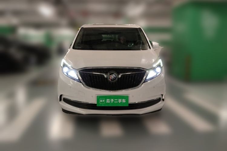 Used Buick GL8 2017 ES 28T Flagship Model China V Standard Front