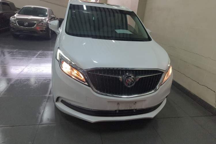 Used Buick GL8 2017 ES 28T Comfort Model China V Standard Front